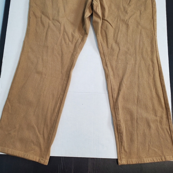 Coldwater Creek Tan Pants 16P Very Soft - Picture 3 of 14